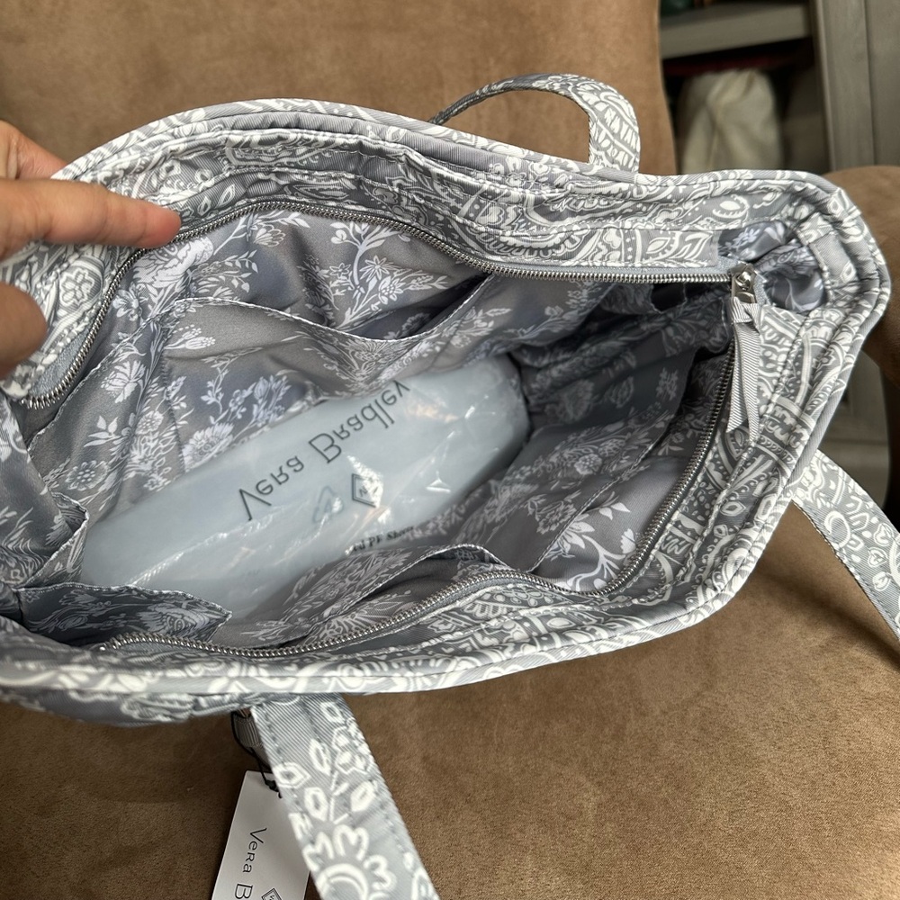 Sold- Vera Bradley Cloud Gray Paisley Small Vera Tote Bag, New with Tag - Picture 7 of 8